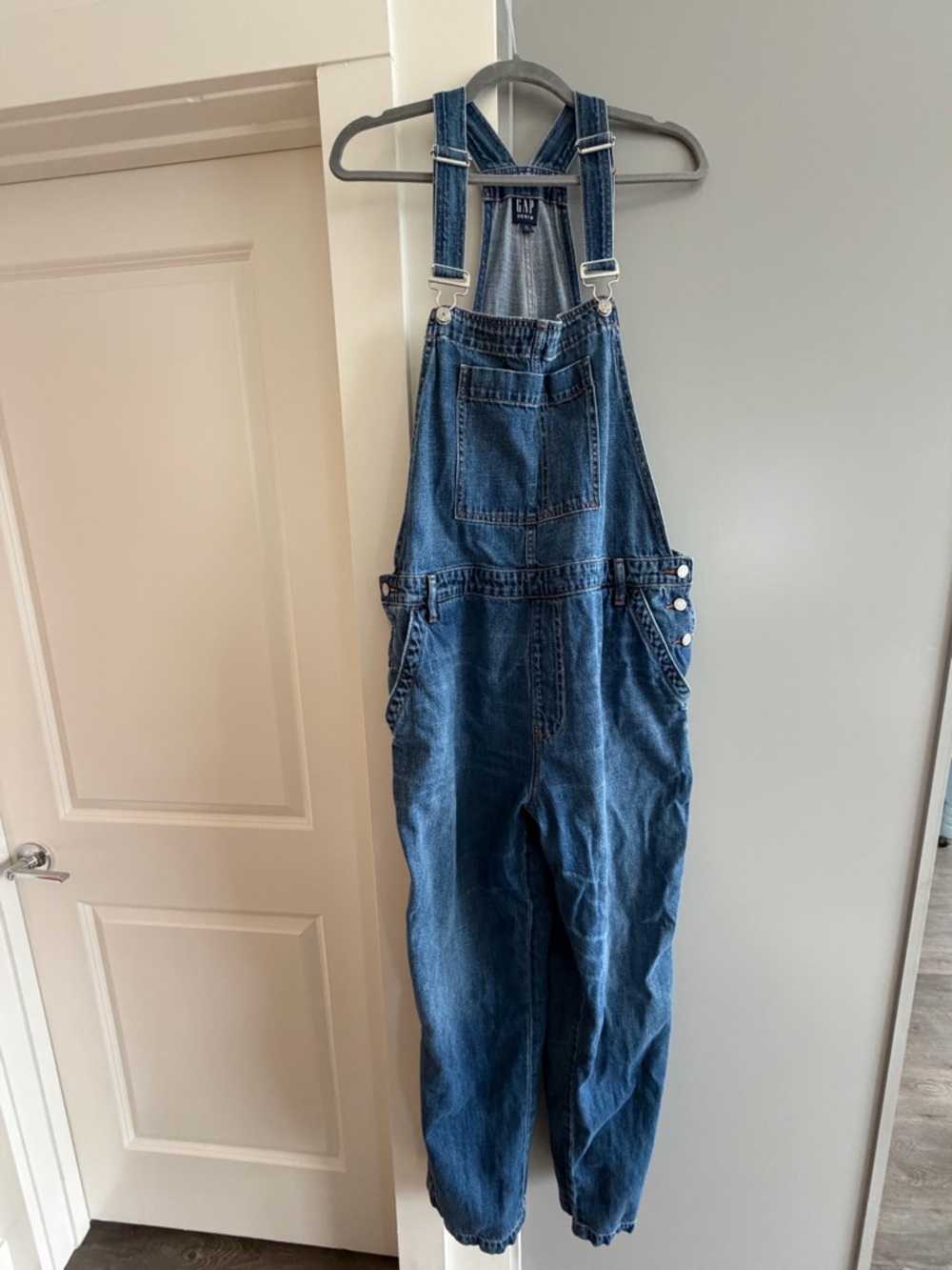 GAP WOMEN’S DENIM OVERALLS XL TALL